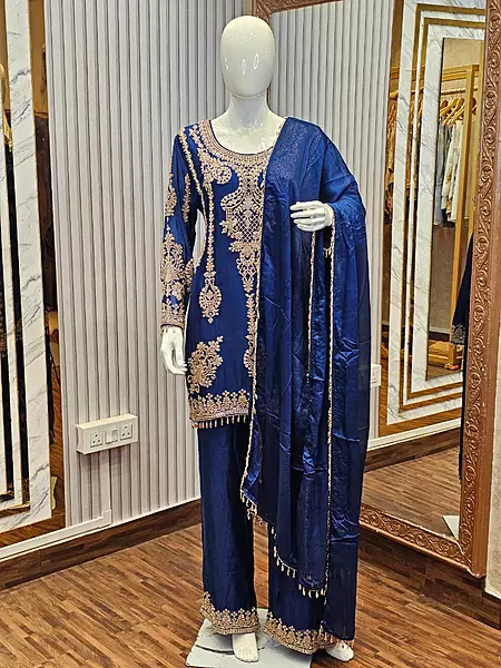 ROYAL SUIT SET WITH HEAVY EMBROIDERY